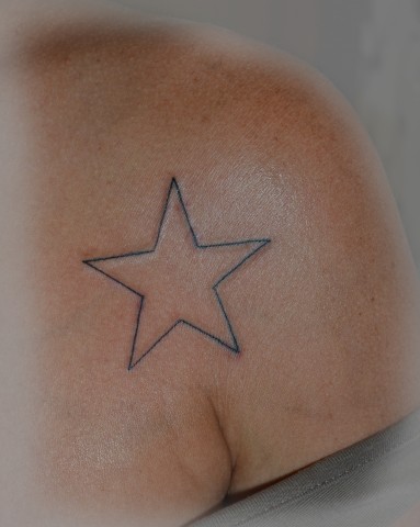 Tattoo-Zirkus Sterne